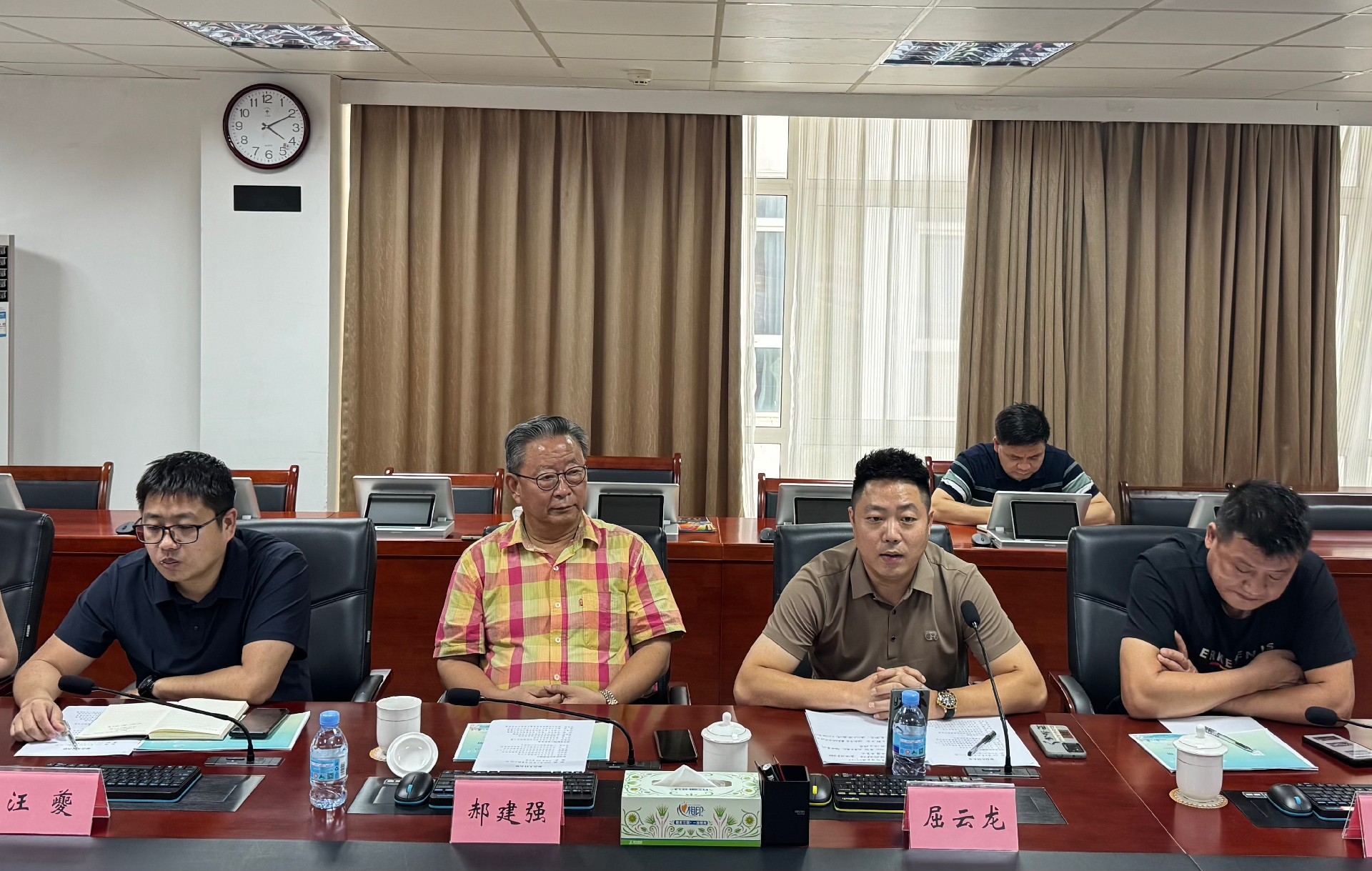 南宁座谈.jpg